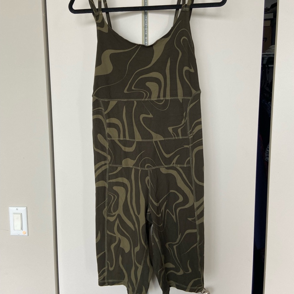Universal Standard Mocha Swirl next to naked bodyshort size XS (10-12) NWT